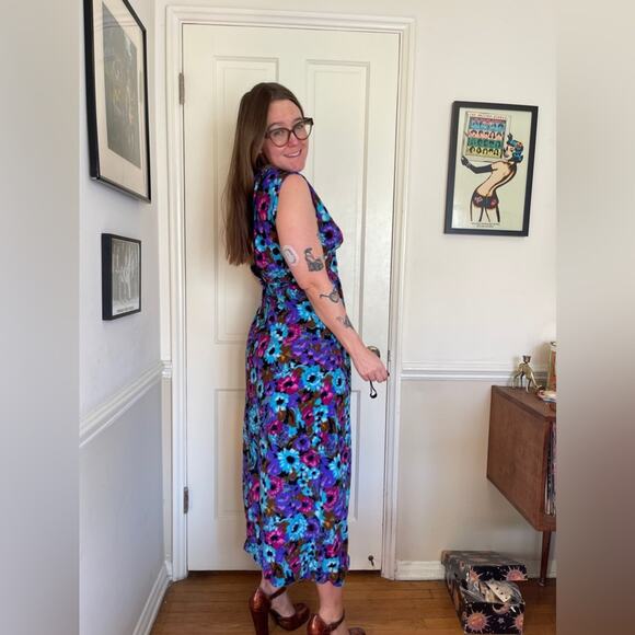 70s Vintage Blue Floral Fuzzy Bright Floral Terry Cloth Dress - Picture 2 of 6